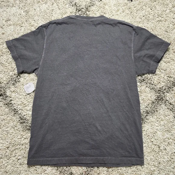 NWT Goat USA Graphic Undefeated Football T-Shirt Size Medium - Picture 7 of 7